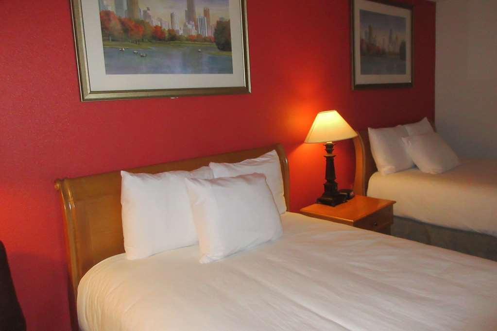 Oyo Townhouse Owensboro West Hotel Room photo
